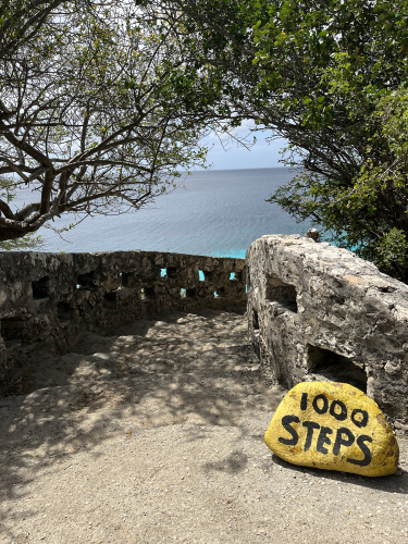 World famous Scuba Dive Locations: 1000 Steps, close to our El Pueblo vacation accommodations on Bonaire