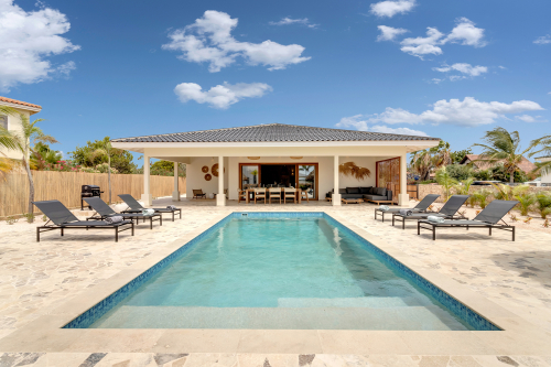 Luxury villas for rent on Bonaire