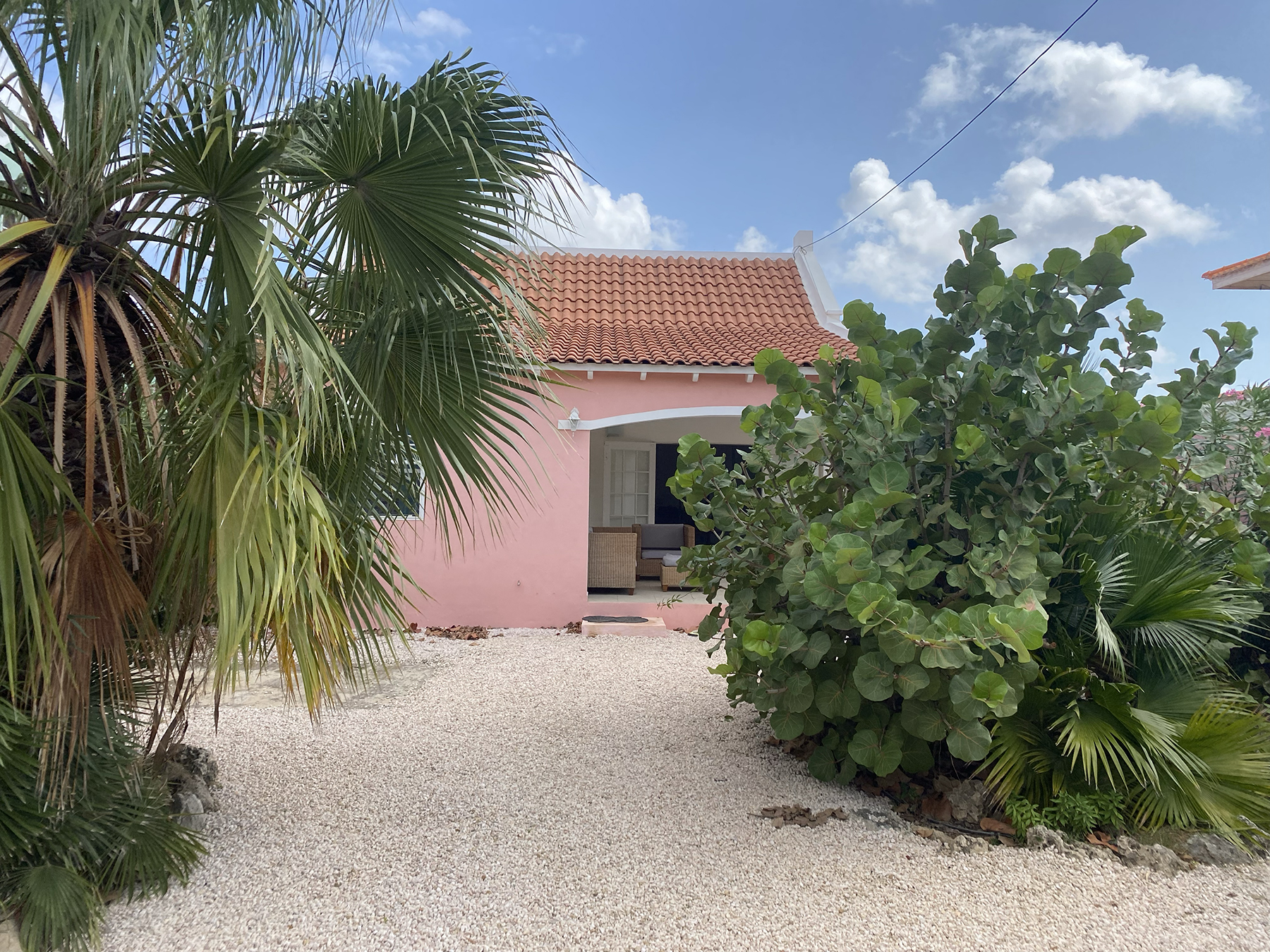 Kaya Dialma 28a - 2BR/2BA Home Steps from Caribbean Sea