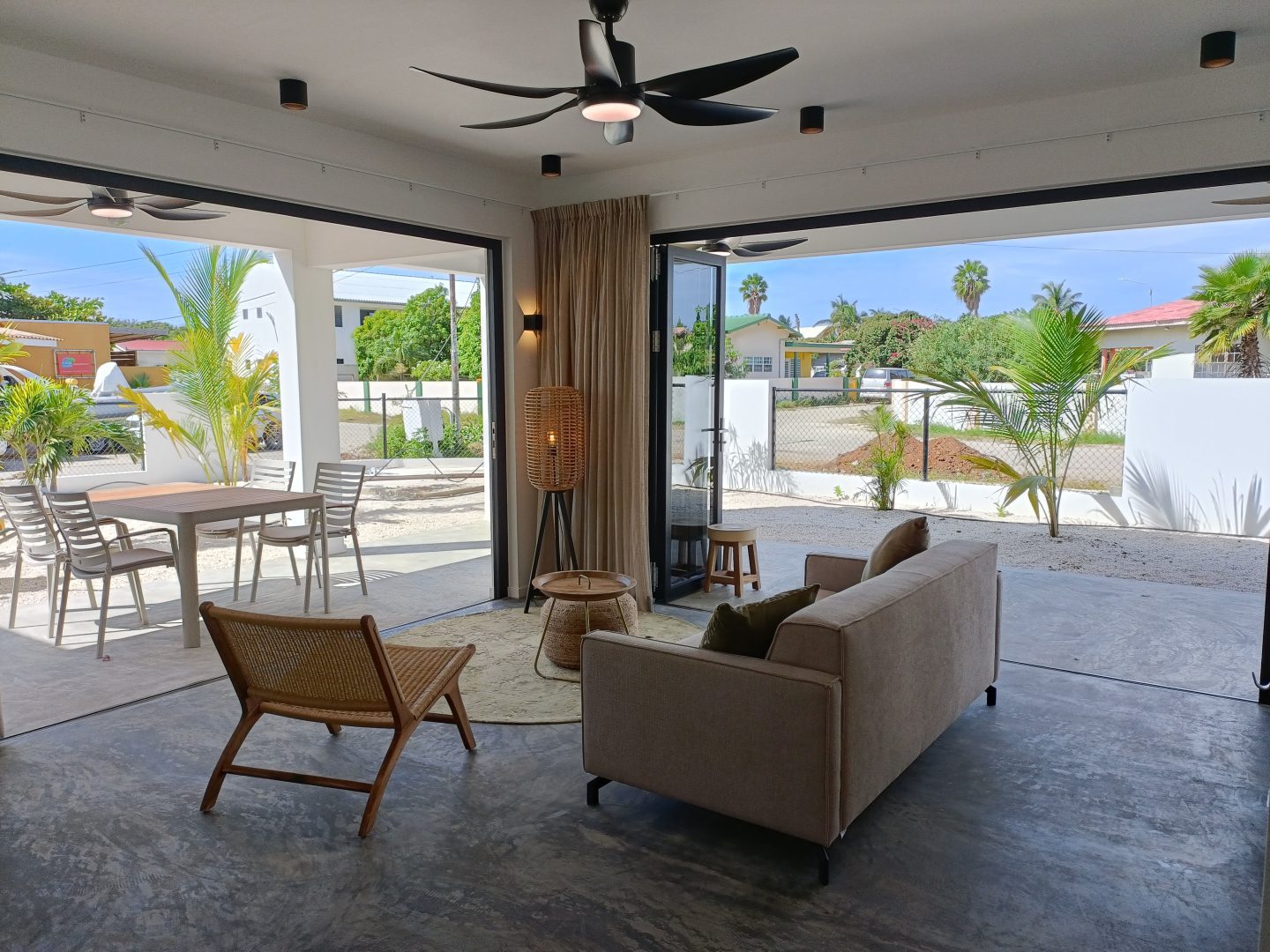 Villa Valena 2 - Ground Floor 1BR Apartment in Kralendijk