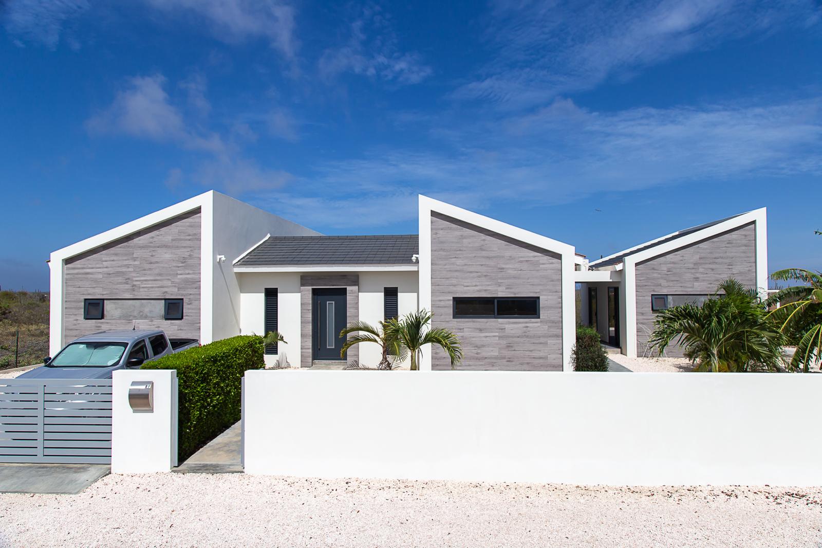 La Palma 81 - 3BR Villa with Pool & Solar | Jun–Nov 2026