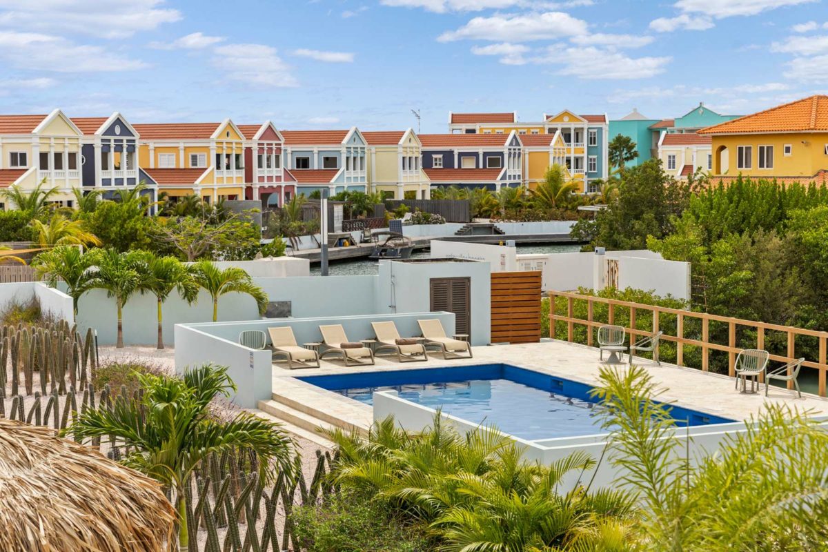 Staying on Bonaire: Kas Blou Blou