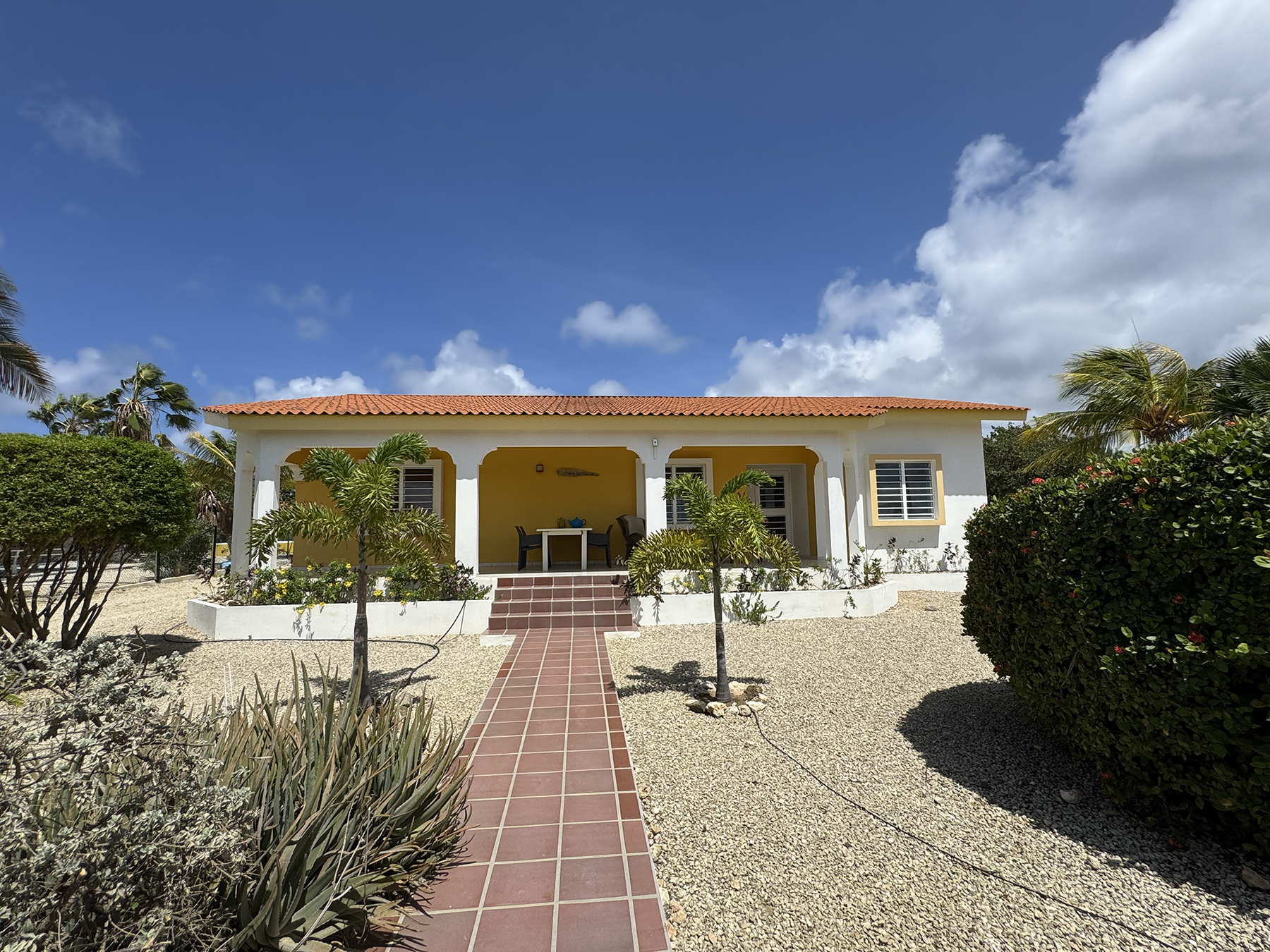 Kaya Uranus 14 Belnem – Spacious 3BR Single-Level Home